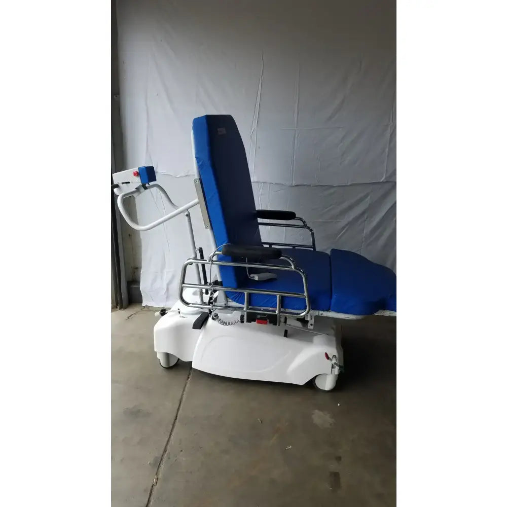 Reuse Medical Equipment TransMotion TMM6 Power Drive Stretcher Chair Powered Examination Chairs, as-is (for parts) product photo 4