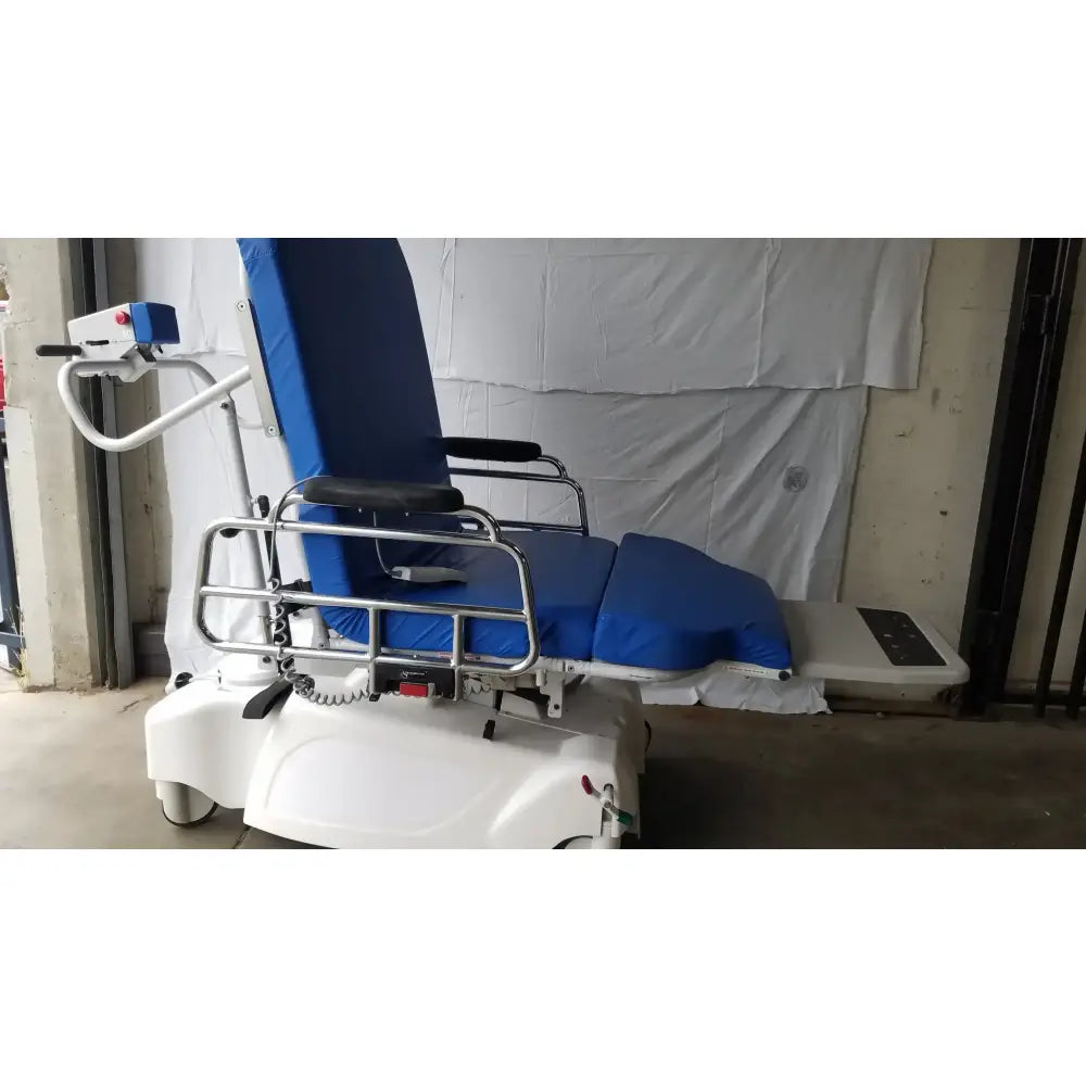 Reuse Medical Equipment TransMotion TMM6 Power Drive Stretcher Chair Powered Examination Chairs, as-is (for parts) product photo 5