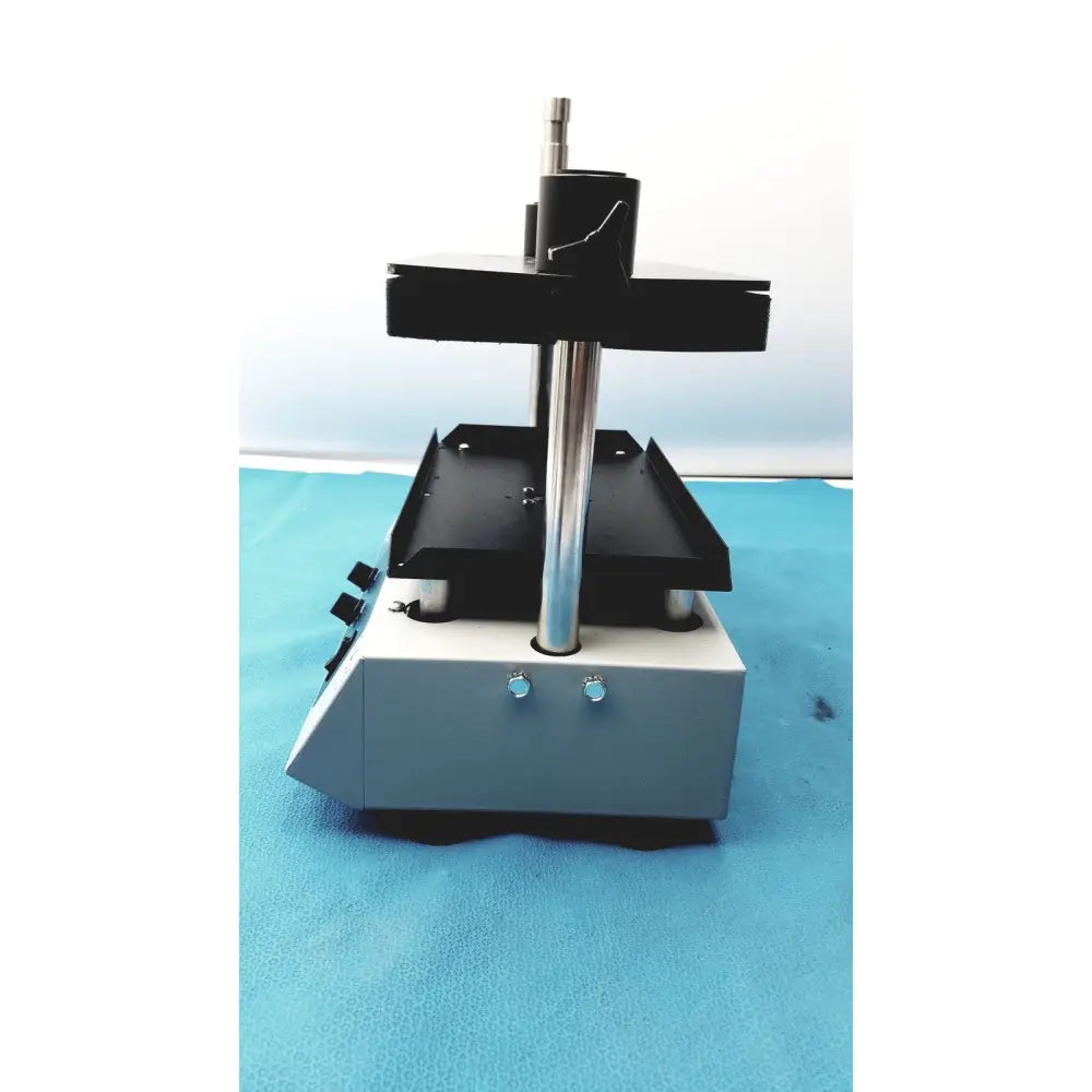Gray metallic vortexer 30cr000106 with black platform and vertical column by tripath imaging multi-vial vortexer