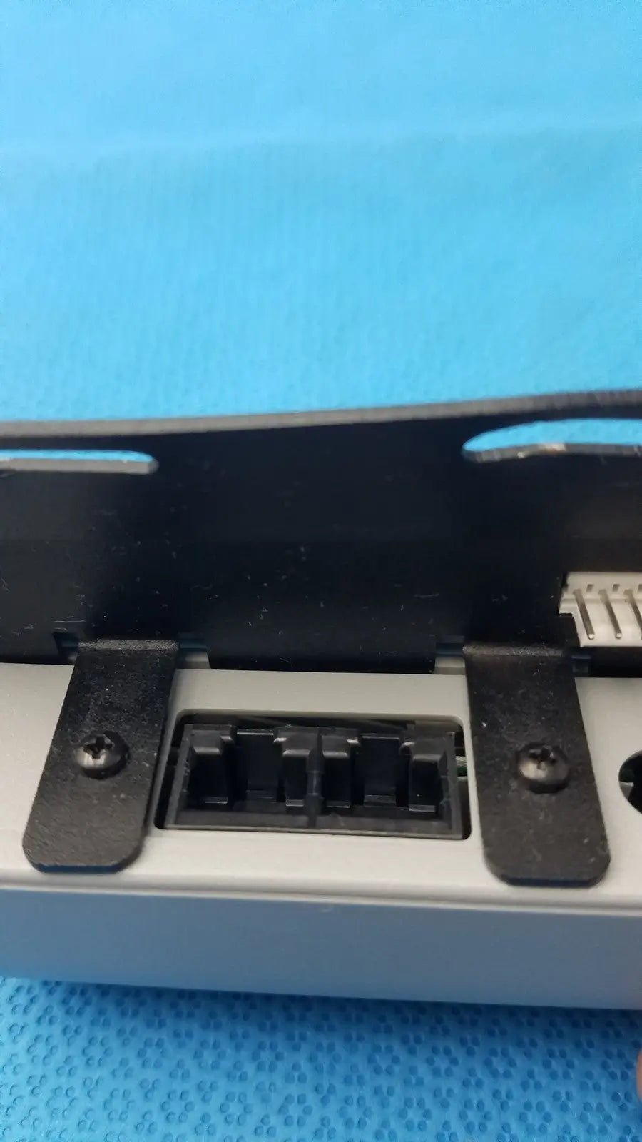 GE Healthcare Tripp-Lite U-BDI Switch Pad Control Module for Valence U1-12RT Battery System Control Module, second-hand product photo 6
