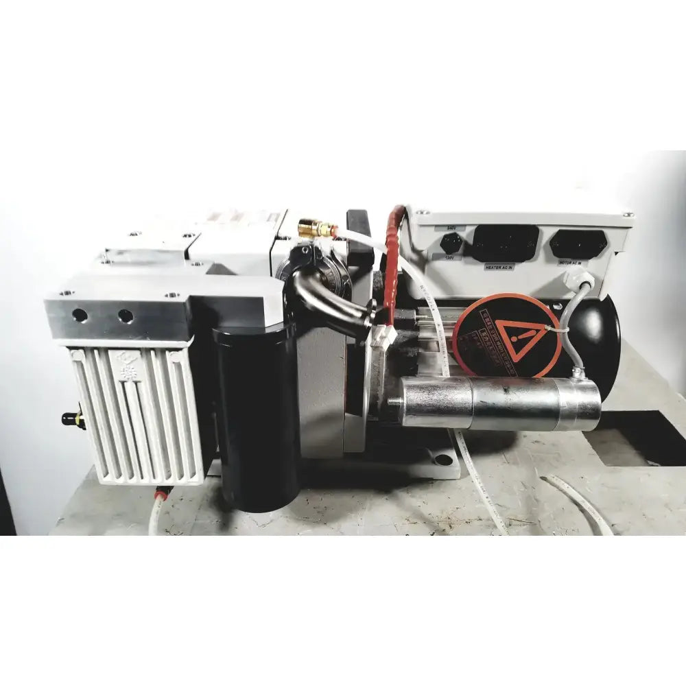 Carl Zeiss Trivac Leybold D16B Rotary Vane Vacuum Pump Rotary Vane Vacuum Pump, as-is (for parts) product photo 14