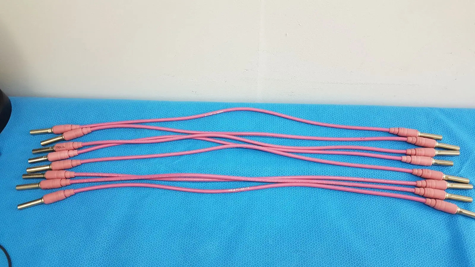 Reuse Medical Trompeter 14949-PCW-24-75 Pink 75 Ohm Video Patch Cord lot of 08 Video Cables & Interconnects, second-hand product photo 1
