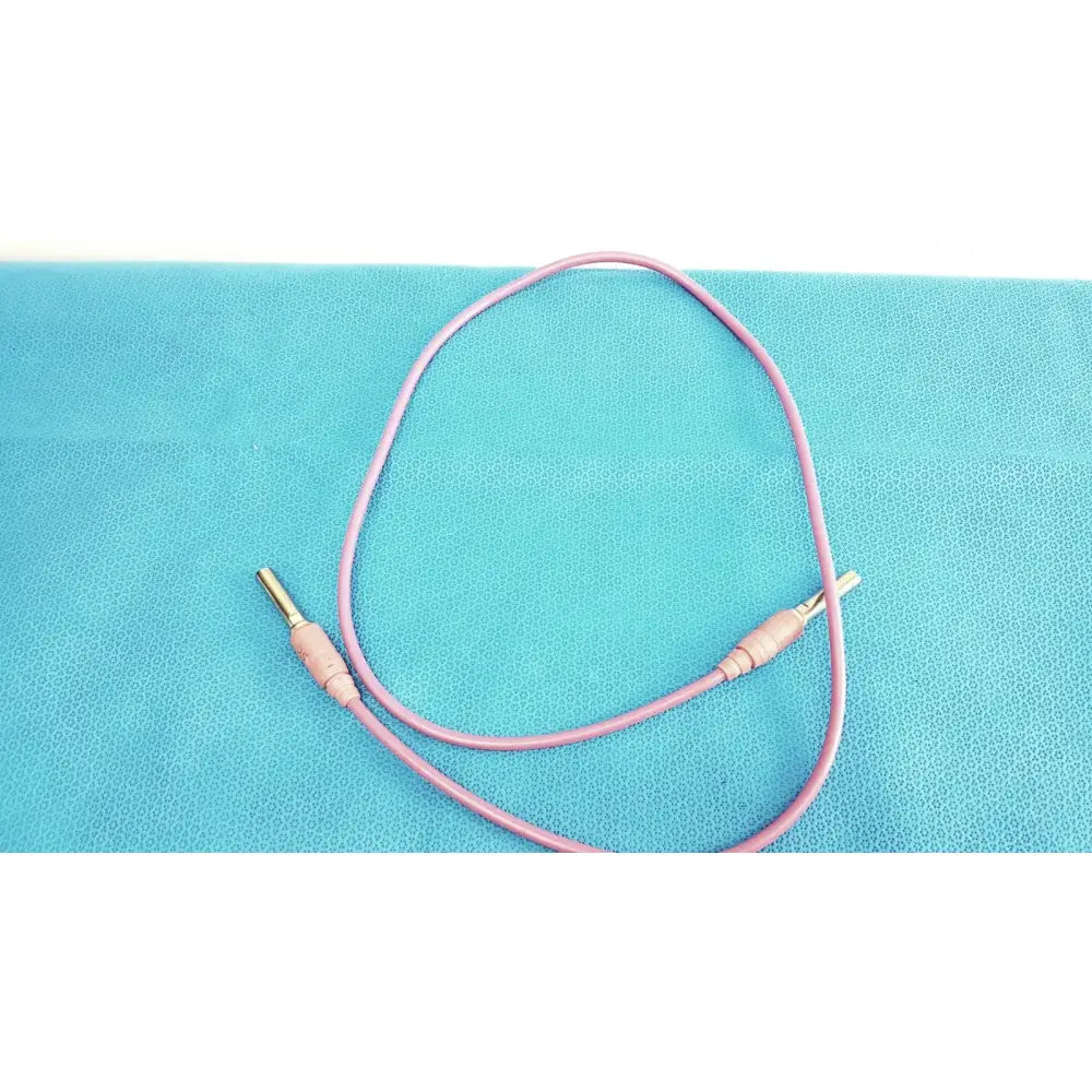 Reuse Medical Trompeter Pink Video Patch Cord – 75 Ohm Coax Cable for Broadcast Use Video Cables & Interconnects, second-hand product photo 1