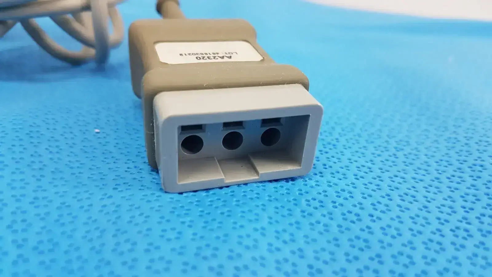 Tronomate AA2320 3-Lead ECG Trunk Cable REF 3106 Multi-Pin Connector Monitor ECG Trunk Cable, second-hand product photo 2