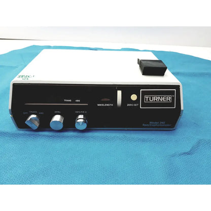 Turner Model 340 Spectrophotometer Spectrophotometer, second-hand product photo 1