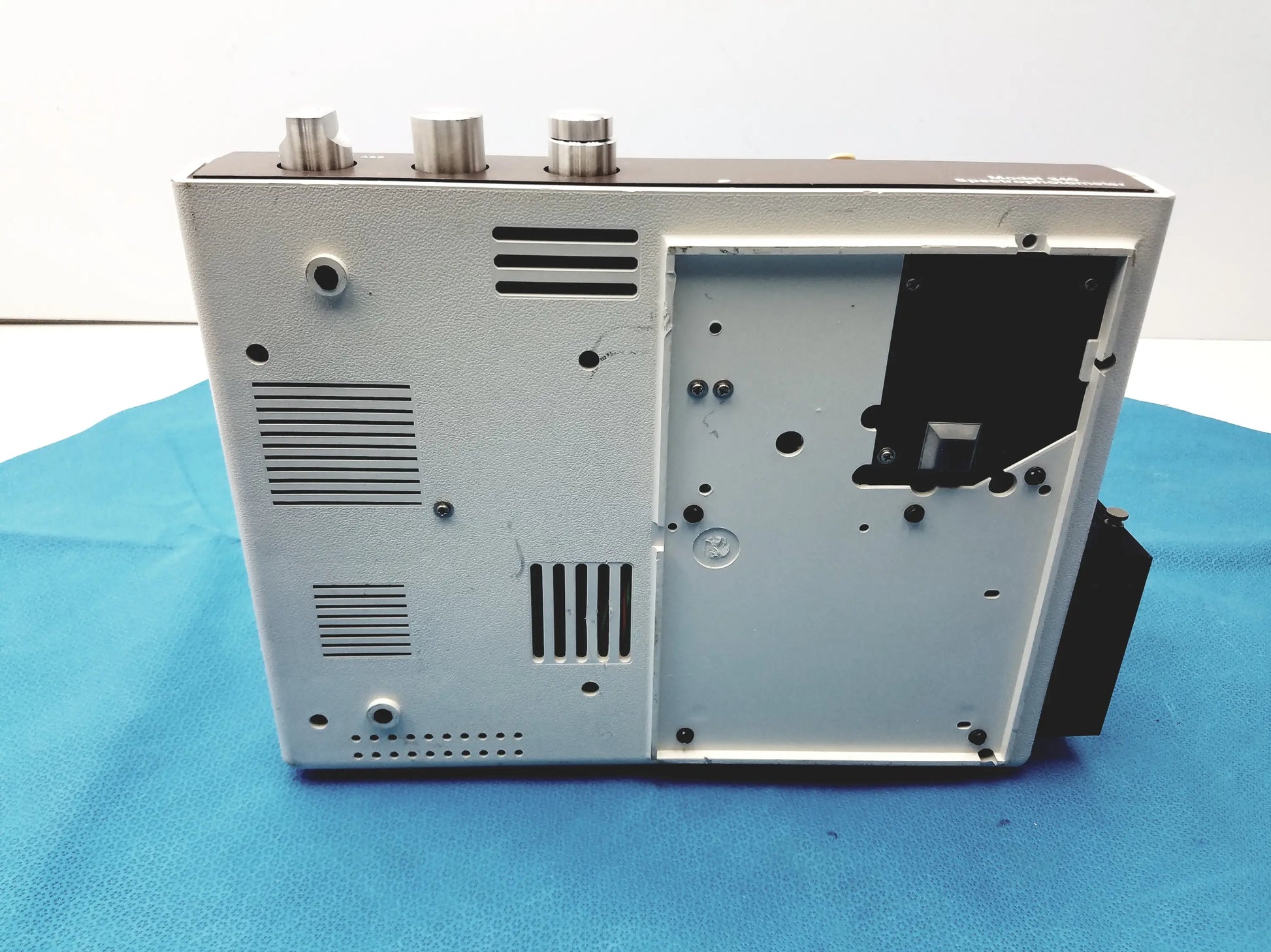 Turner Model 340 Spectrophotometer Spectrophotometer, second-hand product photo 19