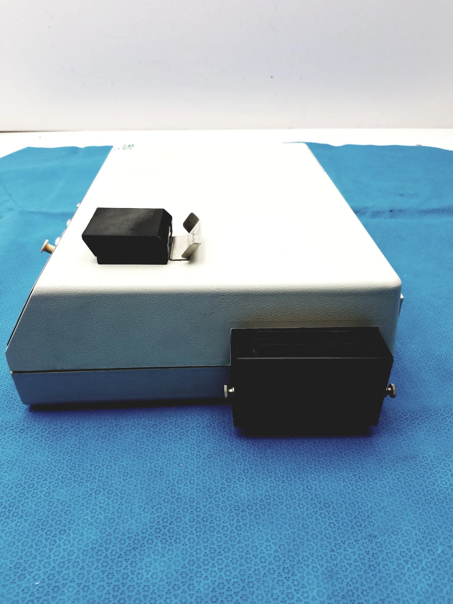 Turner Model 340 Spectrophotometer Spectrophotometer, second-hand product photo 16