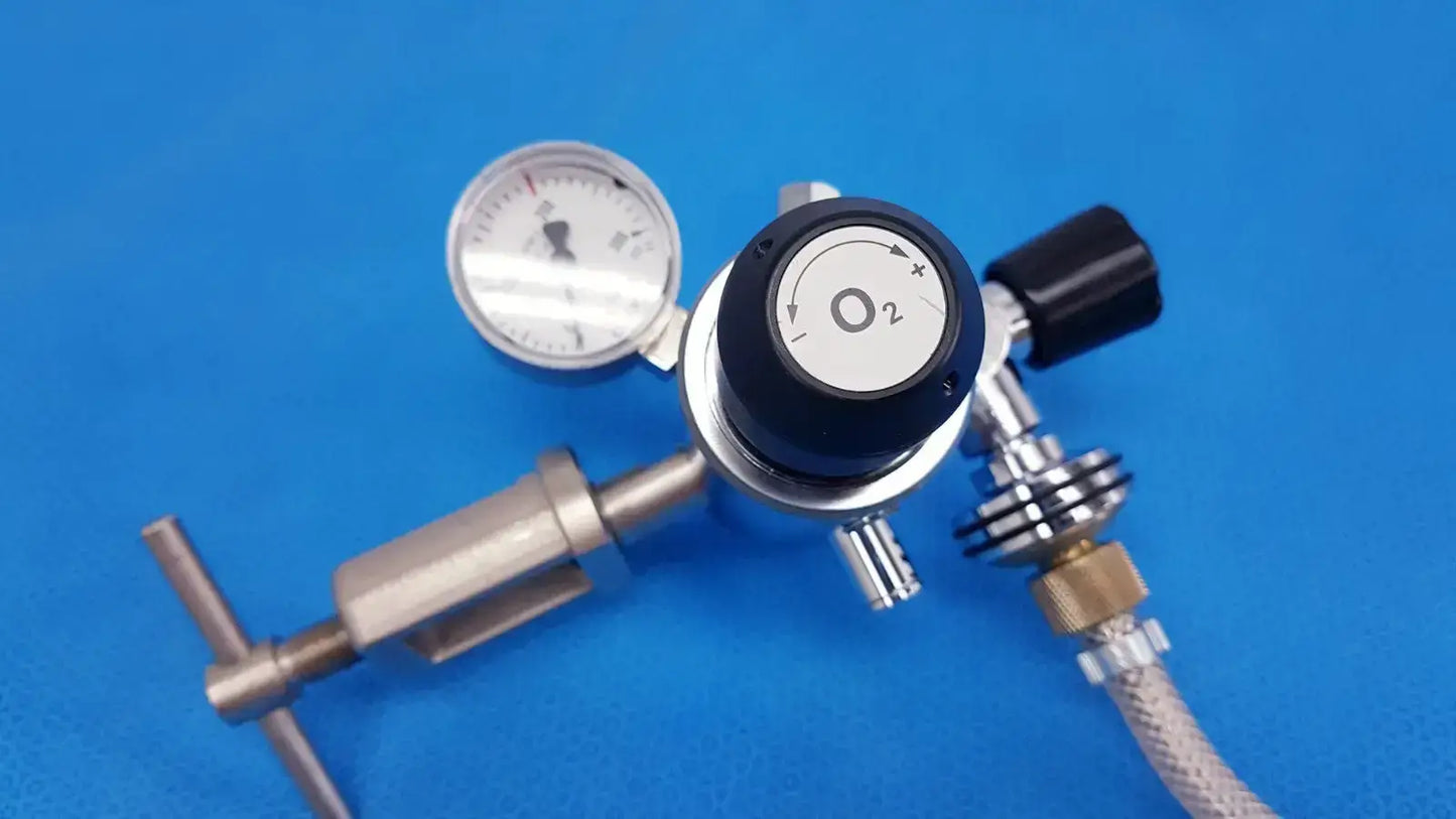 Generic Two-Stage Regulator for High Purity Gases – Model 7815-12/R Two-Stage Gas Regulator, second-hand product photo 5