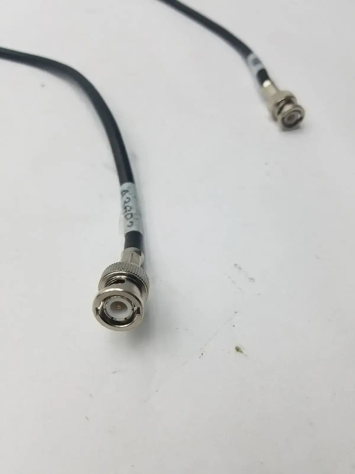 Tyco 1753365-1 BNC Male to BNC Male Coaxial Cable Coaxial Cable, second-hand product photo 3