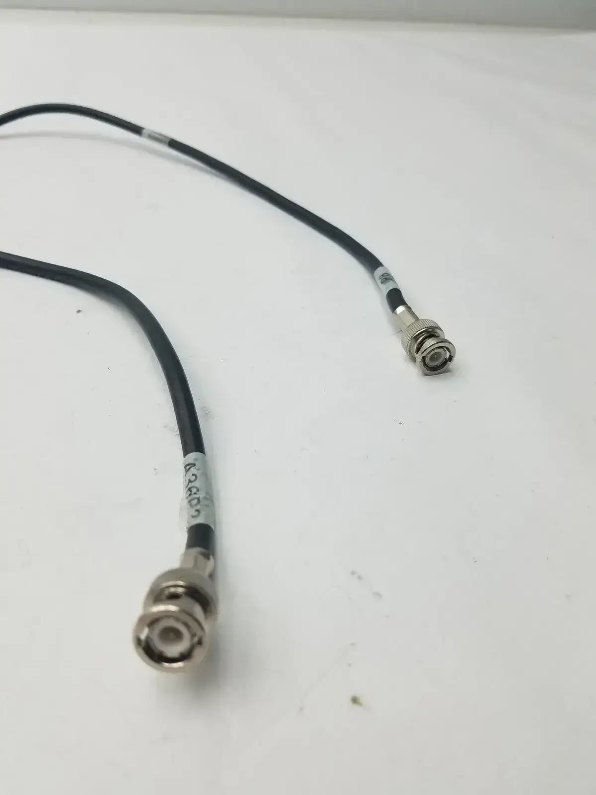 Tyco 1753365-1 BNC Male to BNC Male Coaxial Cable Coaxial Cable, second-hand product photo 4