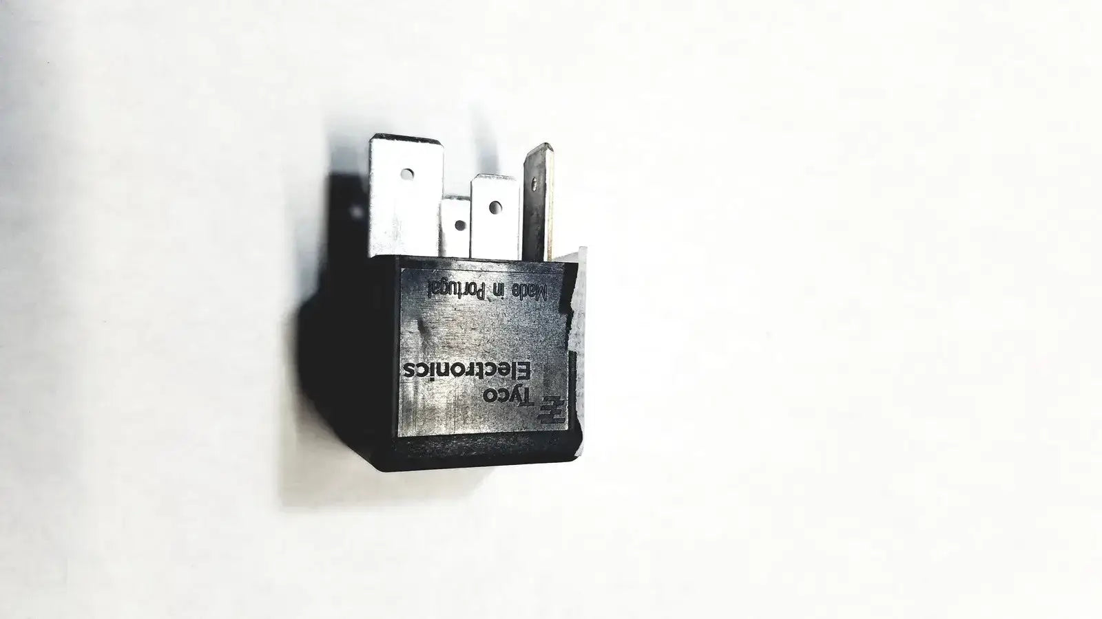 Tyco Electronics Power Relay V231340J53-D642, 24V Power Relay, second-hand product photo 6