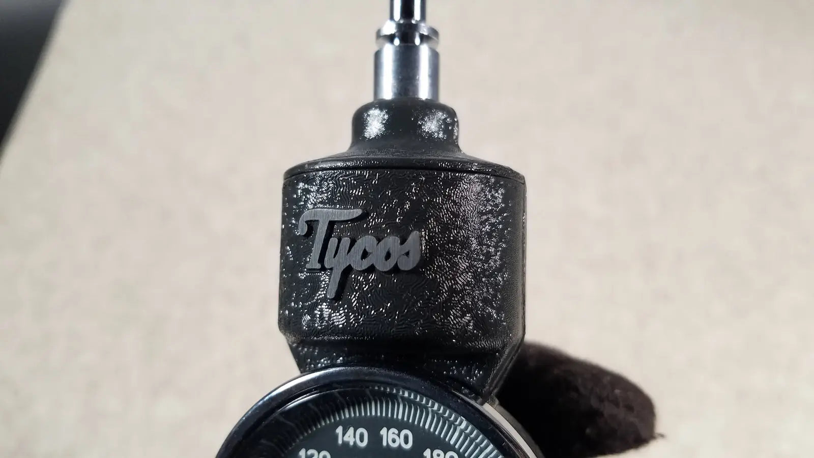 Tycos Hand Aneroid Gauge Lifetime Certified 8906132288 Aneroid Blood Pressure Gauge, second-hand product photo 9