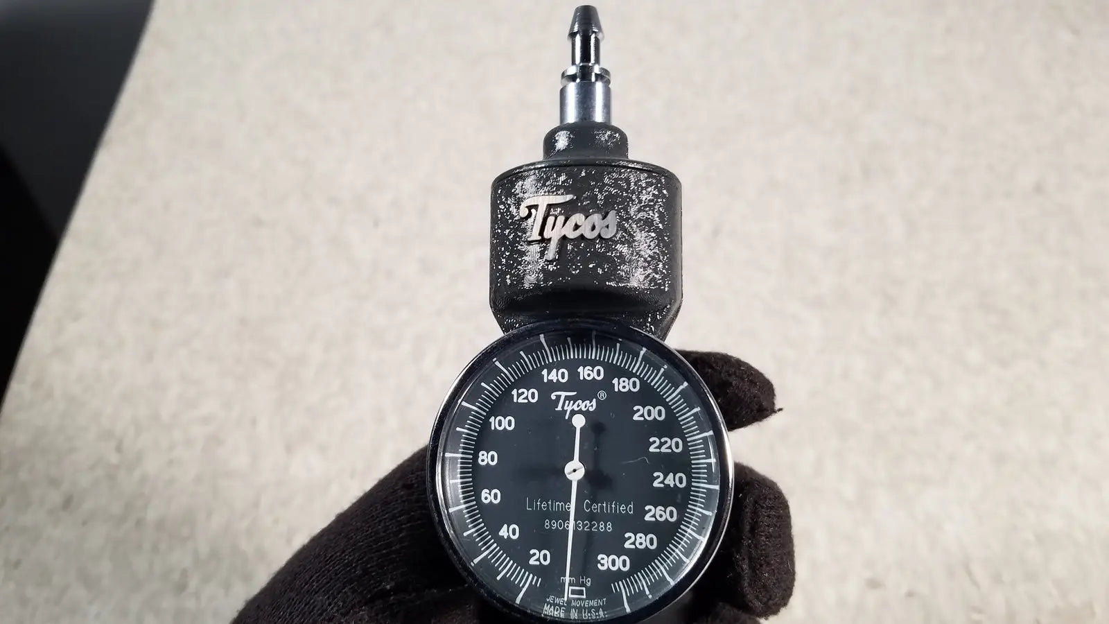 Tycos Hand Aneroid Gauge Lifetime Certified 8906132288 Aneroid Blood Pressure Gauge, second-hand product photo 7