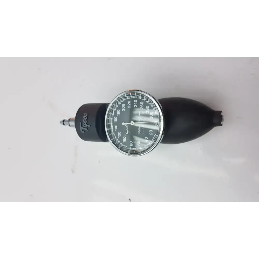 Welch Allyn Tycos Hand Aneroid Gauge Lifetime Certified Sphygmomanometer Gauge, second-hand product photo 3