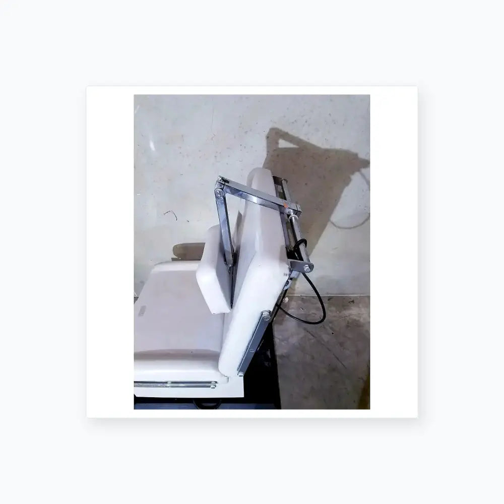 UMF 5020 Economy Power Procedure Chair, Hand Control Power Procedure Chair, second-hand product photo 5