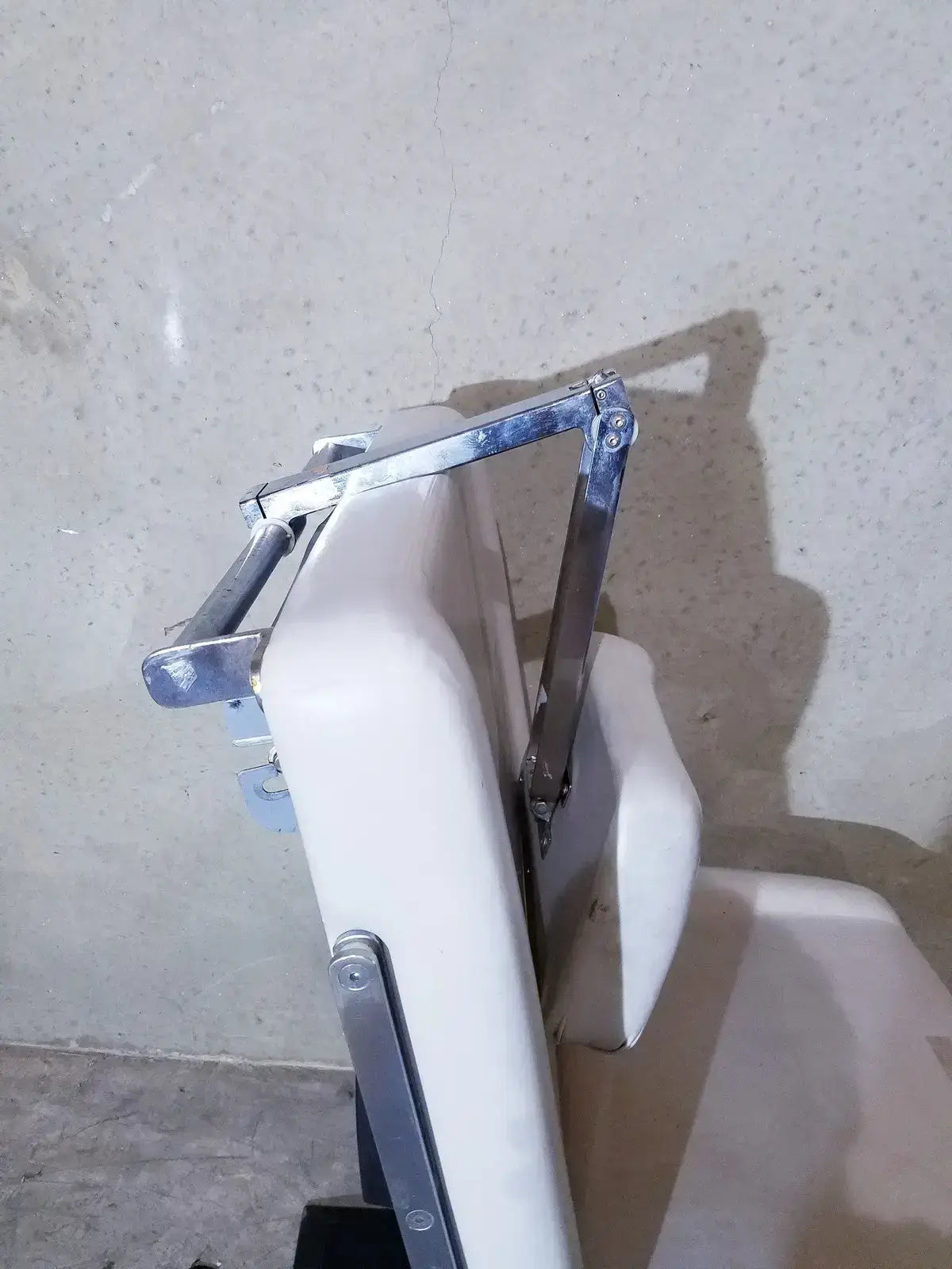 UMF 5020 Economy Power Procedure Chair, Hand Control Power Procedure Chair, second-hand product photo 14