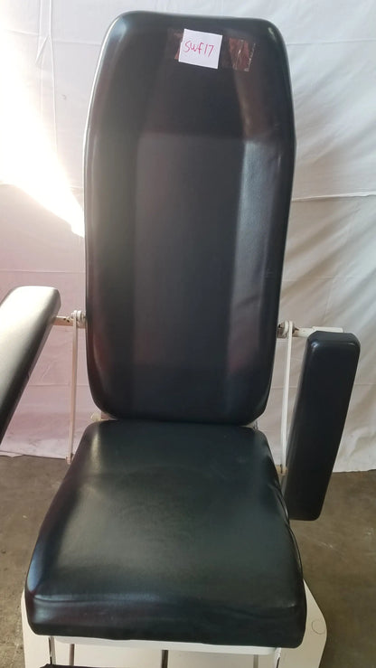 Umf medical 8675 adjustable phlebotomy chair with black leatherette padded seat and backrest white metal frame