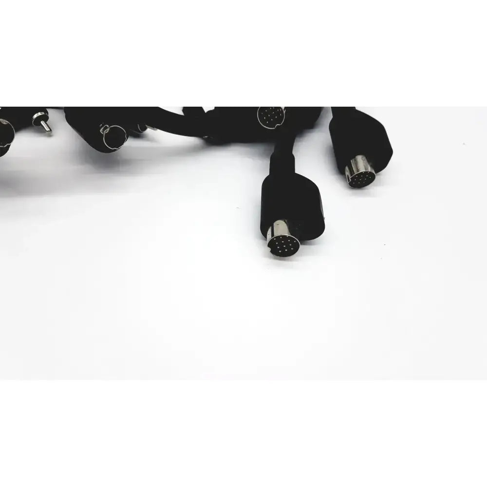 Unbranded Lot of Black Link Cables or Stereo Remote Adapter Cables & Adapters, second-hand product photo 6