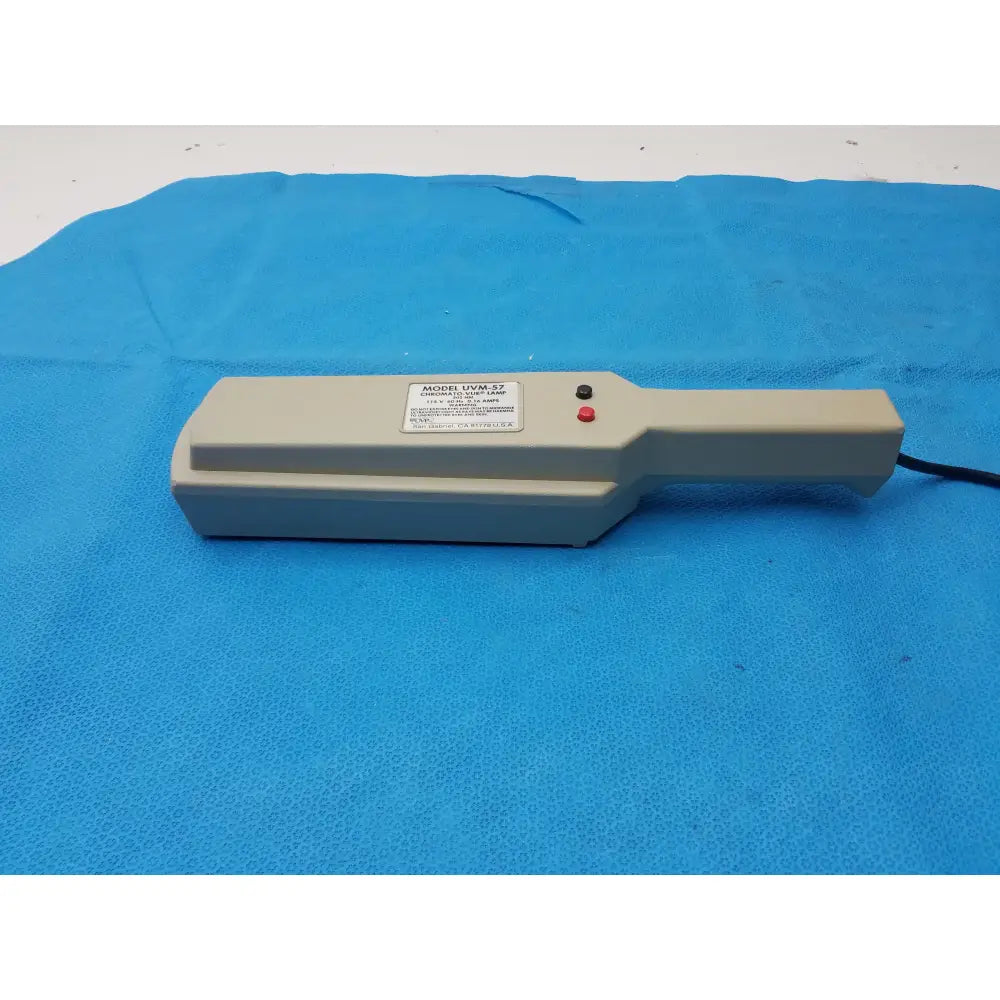 UVP UVM-57 Handheld Mineralight Lamp Handheld Mineralight Lamp, second-hand product photo 5