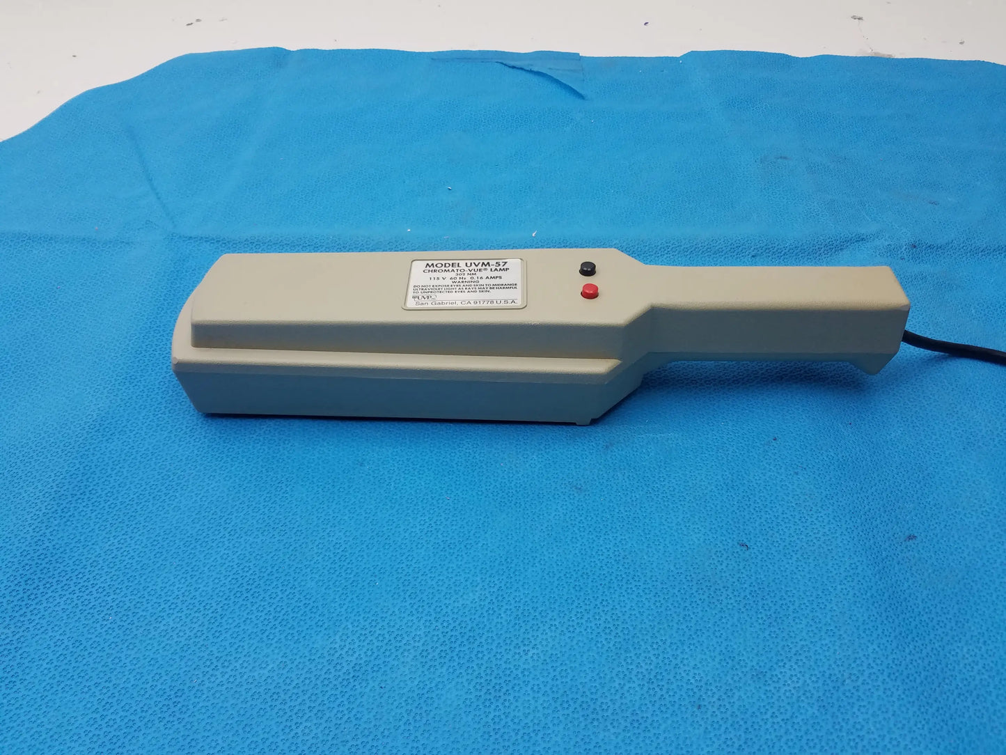 UVP UVM-57 Handheld Mineralight Lamp Handheld Mineralight Lamp, second-hand product photo 5