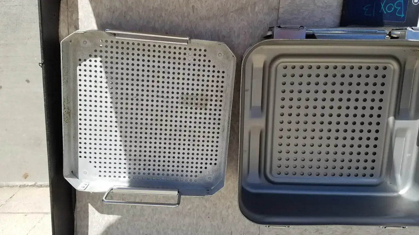 V. Mueller V.Mueller CD1-4B Genesis CareFusion Sterilization Container 4" Deep Half-Length Sterilization Container, second-hand product photo 8