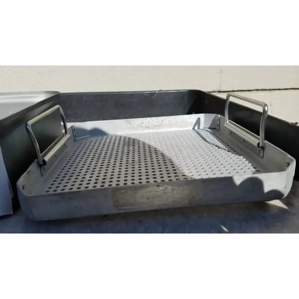 V. Mueller V.Mueller CD1-4B Genesis CareFusion Sterilization Container 4" Deep Half-Length Sterilization Container, second-hand product photo 10