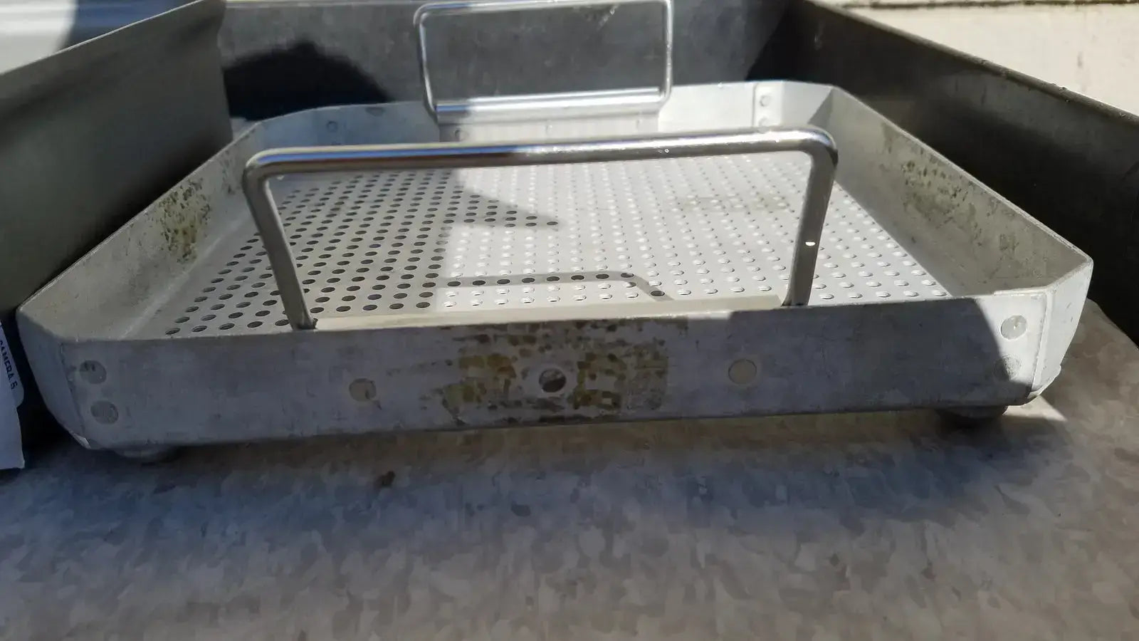 V. Mueller V.Mueller CD1-4B Genesis CareFusion Sterilization Container 4" Deep Half-Length Sterilization Container, second-hand product photo 11
