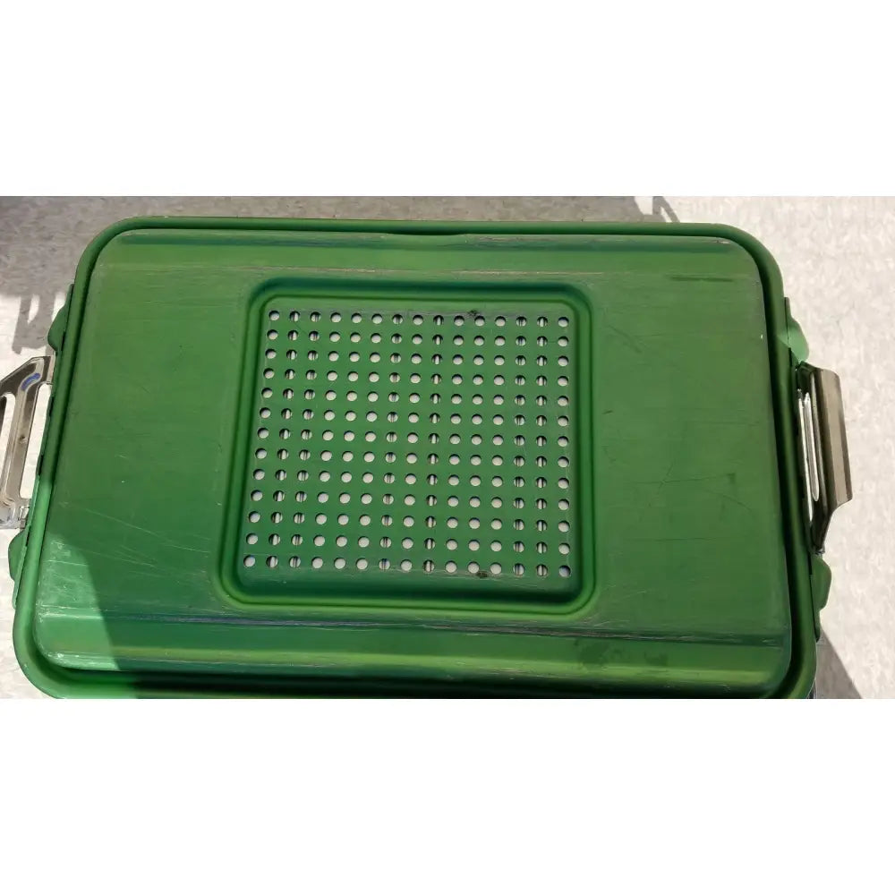 Green plastic carefusion sterilization container with perforated lid and metal latches genesis carefusion sterilization