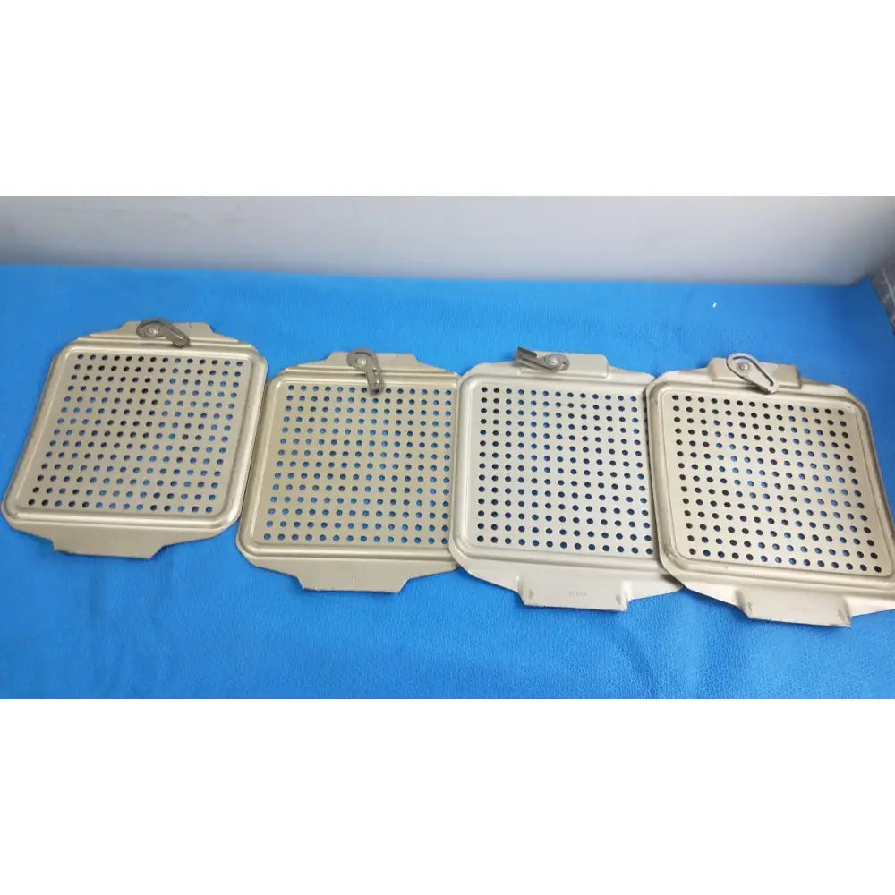 Reuse Medical V. Mueller Genesis Sterilization Case Top Retention Plate Lot of 4 Sterilization Trays & Cases, second-hand product photo 1