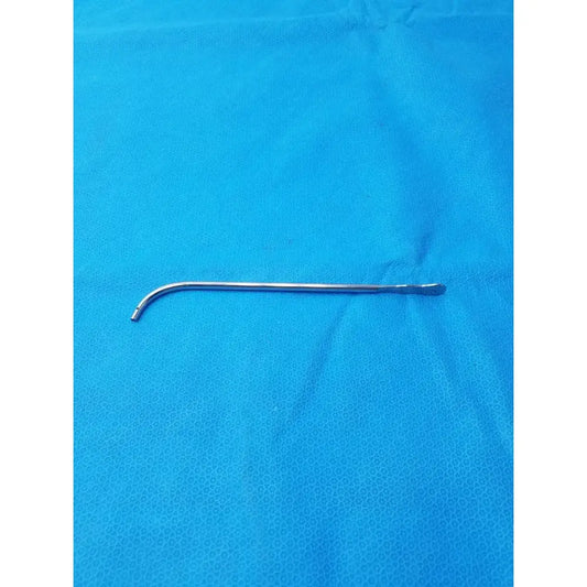 V. Mueller XFAT05 GUB100 Stainless Steel Curved Surgical Instrument Surgical Instrument, second-hand product photo 1