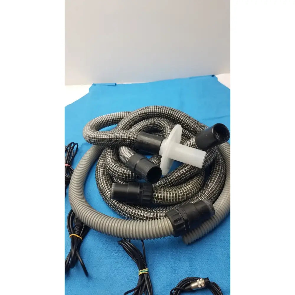 Generic Vacuum Cleaner Hose Tool – Carpet & Floor Cleaning Accessory, Preowned Vacuum Cleaner Accessory, second-hand product photo 2