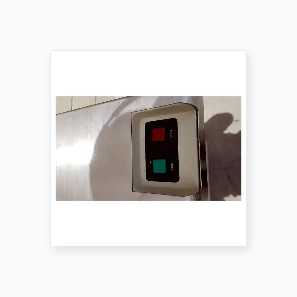 Varian Vacuum Leak Detector with Turbo Pump – Used Vacuum Leak Detector, second-hand product photo 5