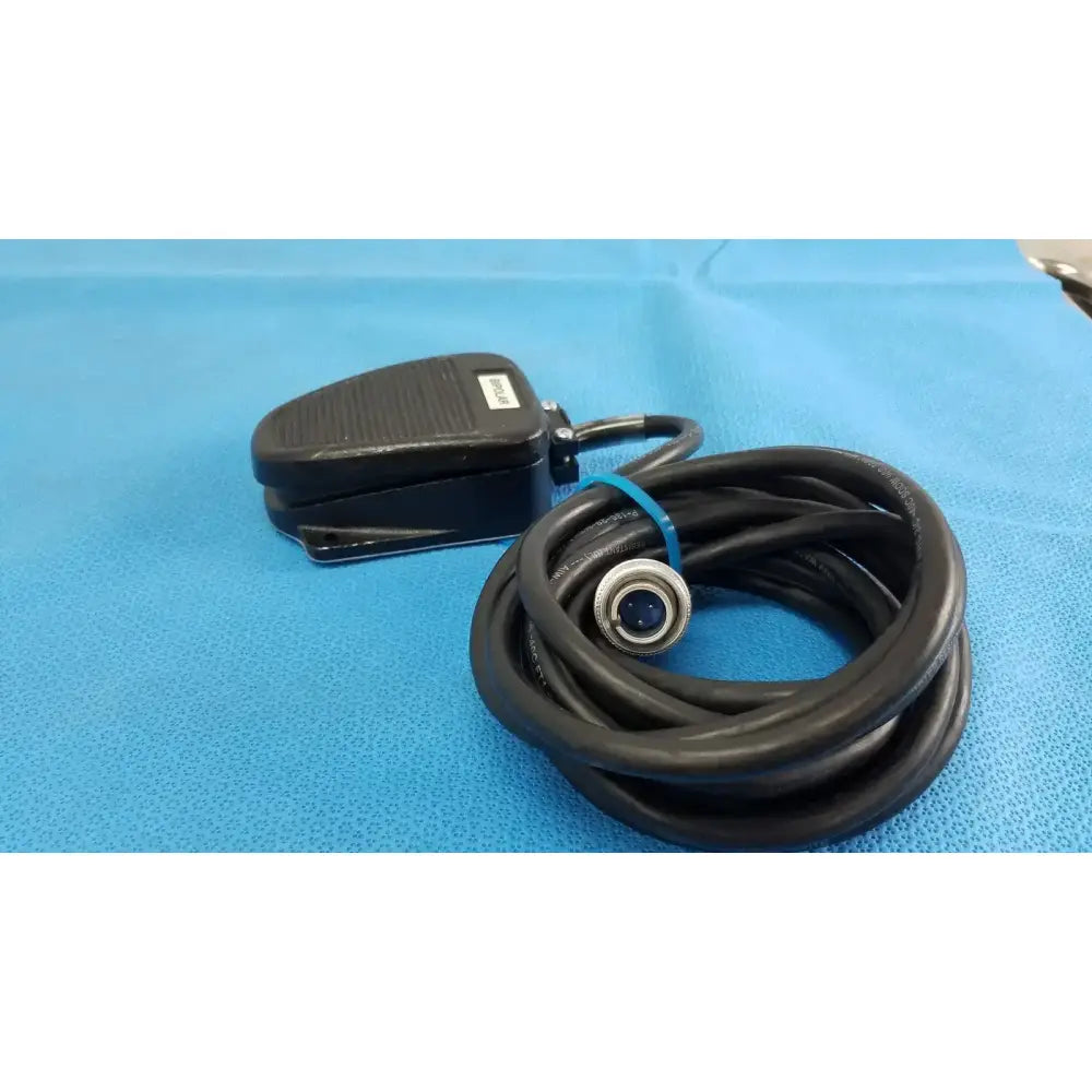 Valleylab E6009 Bipolar Footswitch Foot Pedal IPX8 Long Cable 3-Pin Bipolar Footswitch, second-hand product photo 4