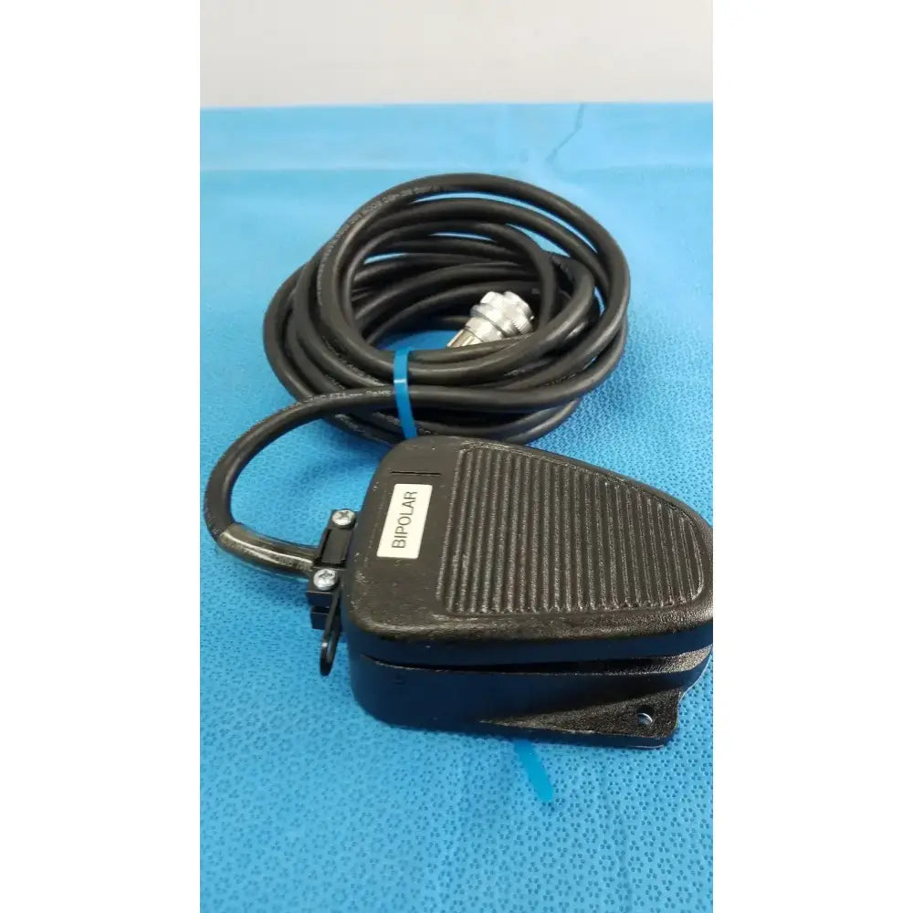 Valleylab E6009 Bipolar Footswitch Foot Pedal IPX8 Long Cable 3-Pin Bipolar Footswitch, second-hand product photo 7