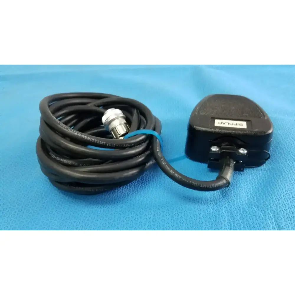 Valleylab E6009 Bipolar Footswitch Foot Pedal IPX8 Long Cable 3-Pin Bipolar Footswitch, second-hand product photo 5