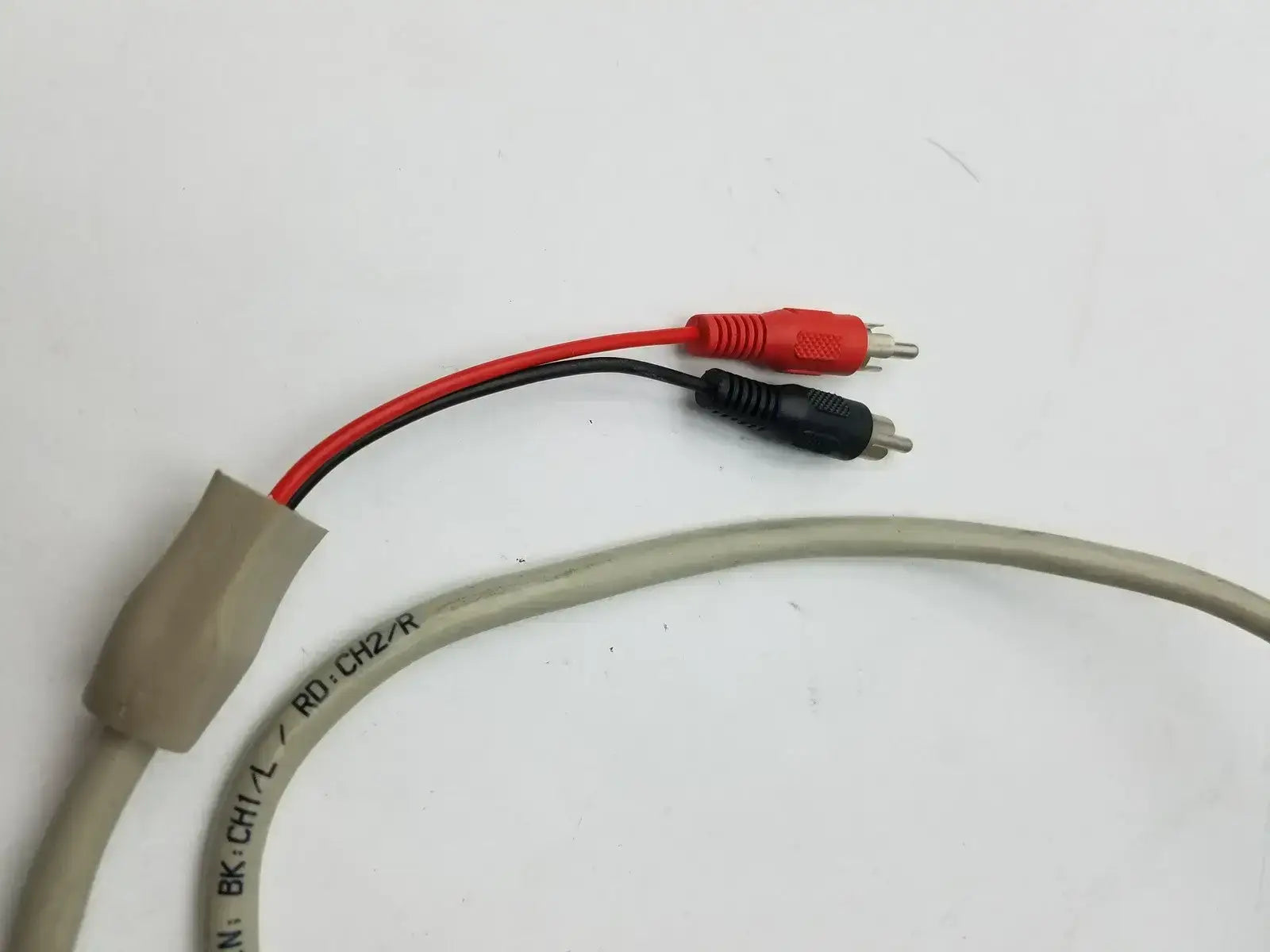 Generic VCR BK CH1/L RD: CH2/R, 2 Sided Black and Red Battery Pin Cable Battery Pin Cable, second-hand product photo 4
