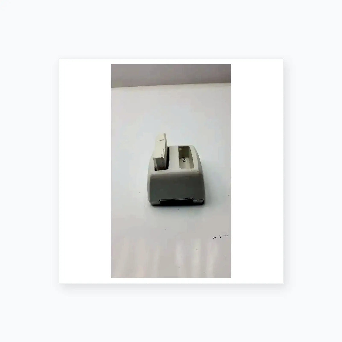 Verathon BladderScan Battery Charger 0570-0193 Battery Charger, second-hand product photo 3