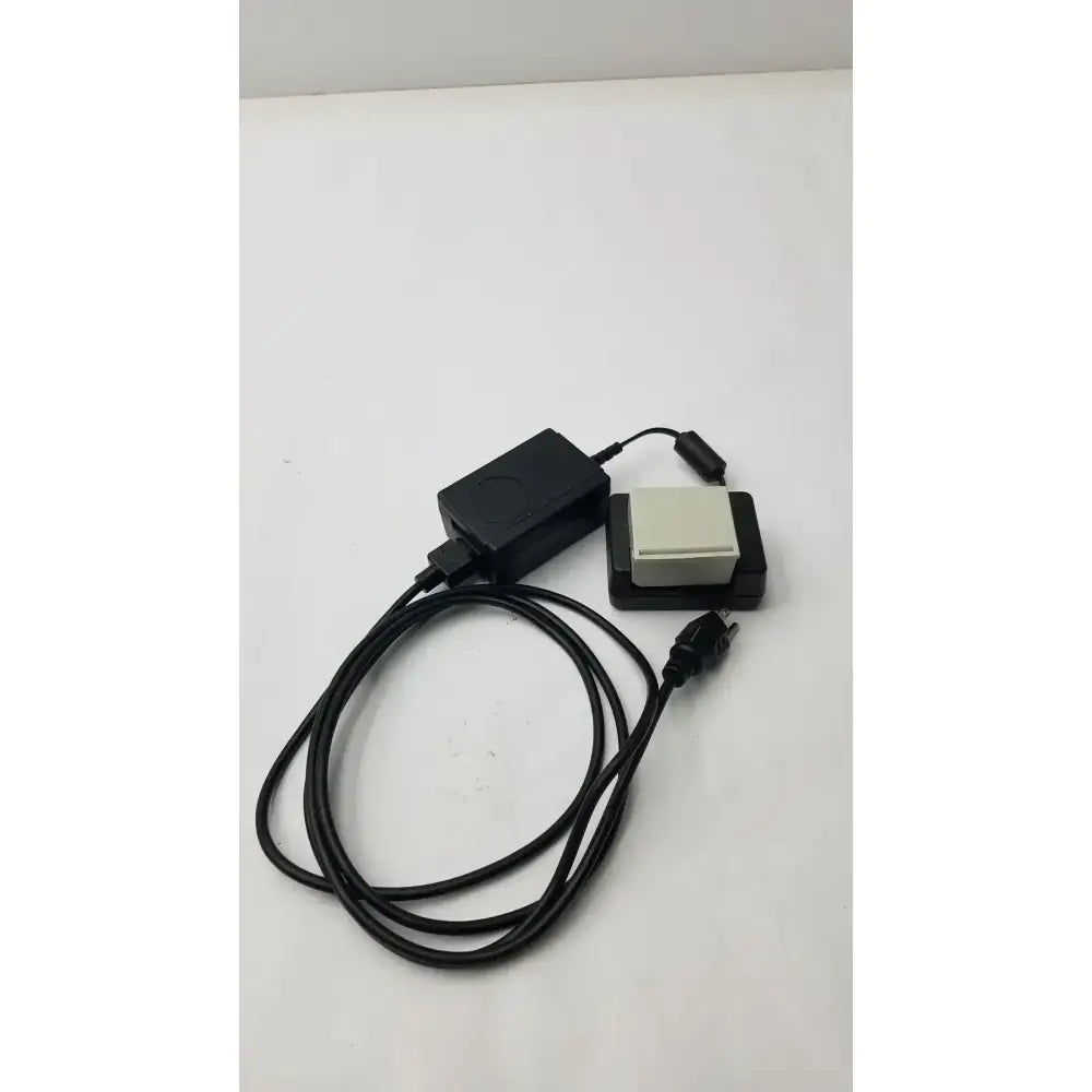 Verathon BladderScan BVI 3000 Battery 0400-0039 & Battery Charger 0400-0036 Medical Equipment Accessory, second-hand product photo 6