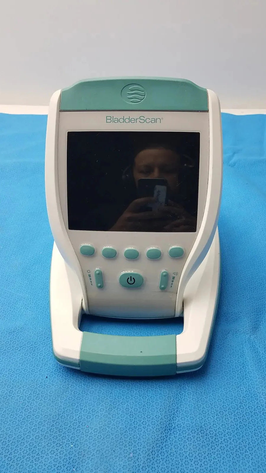 Verathon BVI 9400 Bladder Scanner SN B4010971 – Powers On, Untested Bladder Scanner, as-is (for parts) product photo 1