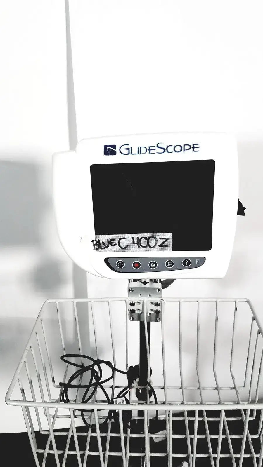 Verathon Glidescope AVL Video Laryngoscope System with Monitor and Scope Video Laryngoscope System, second-hand product photo 2