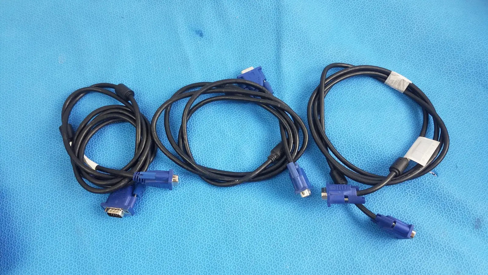Reuse Medical VGA Monitor Cables 15-Pin Male to Male Video Display Medical Cables & Cords, second-hand product photo 1