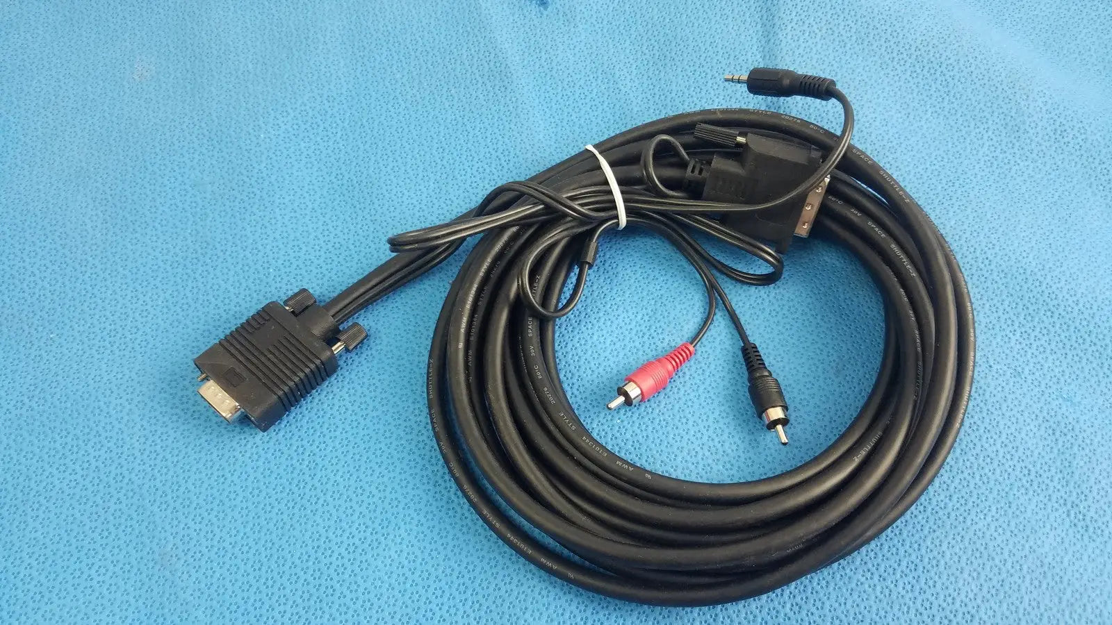 Reuse Medical VGA to DVI-D Imaging Video Cable With RCA Audio Cable Medical Cables & Cords, second-hand product photo 1