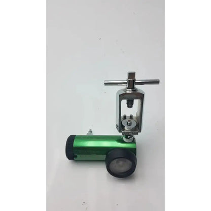 Victor Medical Air Pressure Regulator CGA 870, Model FS II 8Y Medical Gas Regulator, second-hand product photo 5