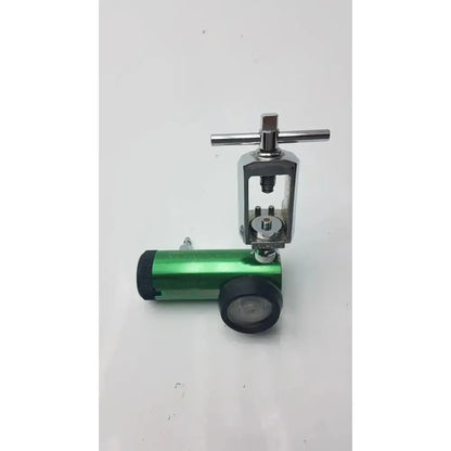 Victor Medical Air Pressure Regulator CGA 870, Model FS II 8Y Medical Gas Regulator, second-hand product photo 6