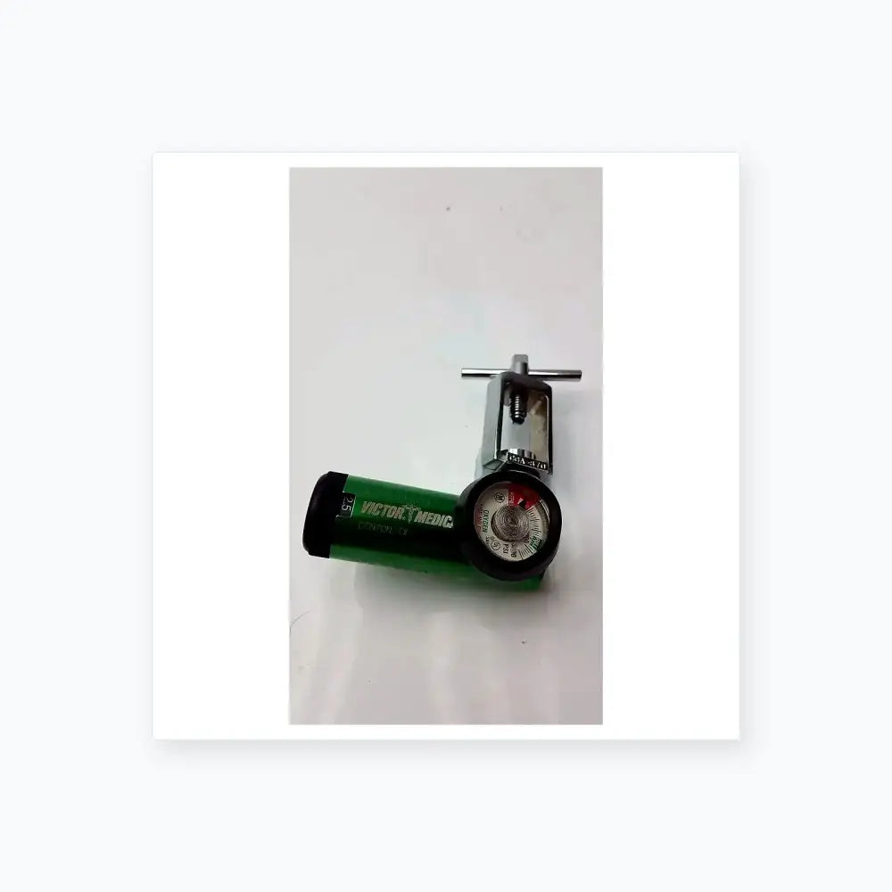 Victor Medical Air Pressure Regulator CGA 870, Model FS II 8Y Medical Gas Regulator, second-hand product photo 2