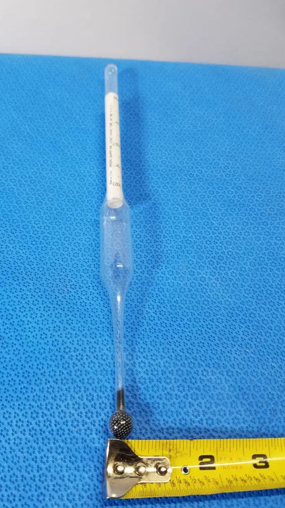 Unbranded Vintage Brew and Mash Tester Glass Beer Hydrometer 60° Specific Gravity Scale Laboratory Hydrometer, second-hand product photo 3
