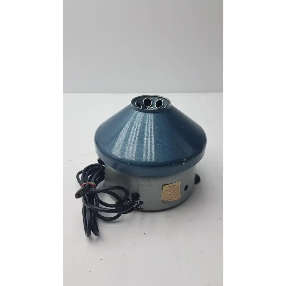 Clay Adams Vintage Clay Adams Safety Head Centrifuge Laboratory Centrifuge, second-hand product photo 2