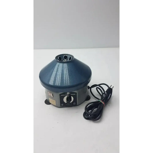 Clay Adams Vintage Clay Adams Safety Head Centrifuge Laboratory Centrifuge, second-hand product photo 1
