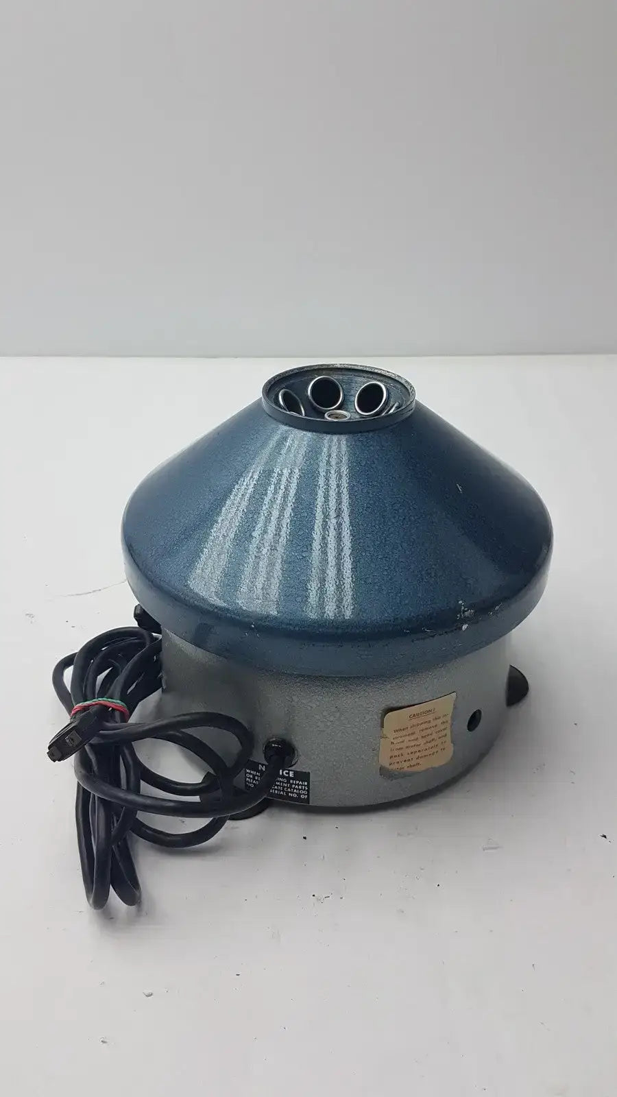 Clay Adams Vintage Clay Adams Safety Head Centrifuge Laboratory Centrifuge, second-hand product photo 2