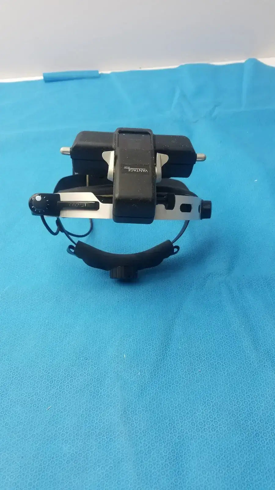 Keeler Vintage Plus Keeler Binocular Indirect Ophthallmscope Binocular Indirect Ophthalmoscope, second-hand product photo 2